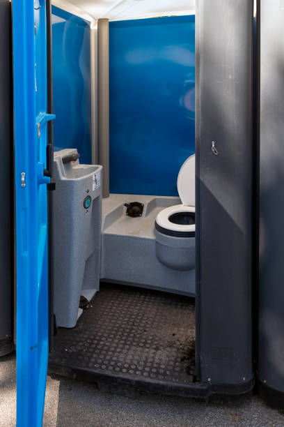 Portable Toilet Options We Offer in Tusculum, TN